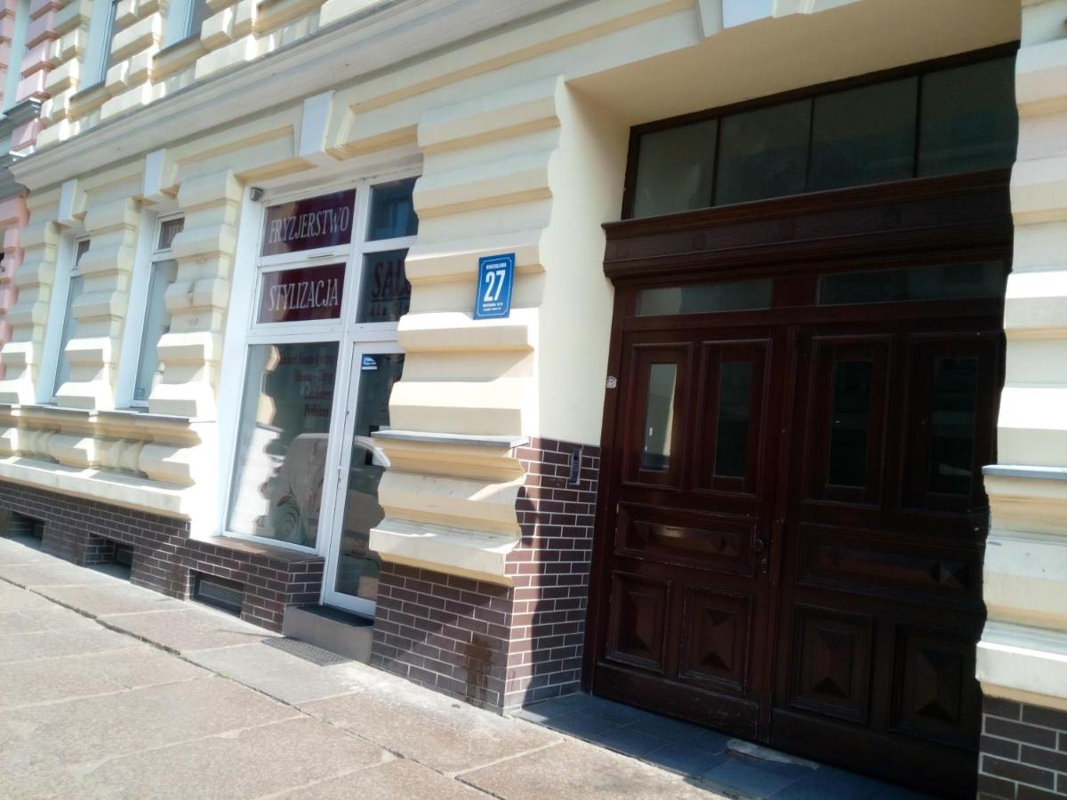 Hostel Tulip - Pokoj Nr 8 Ze Wspolna Lazienka I Kuchnia Щецин Екстер'єр фото